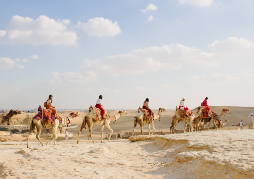 The Ultimate Guide to Experiencing Egypt with Friends