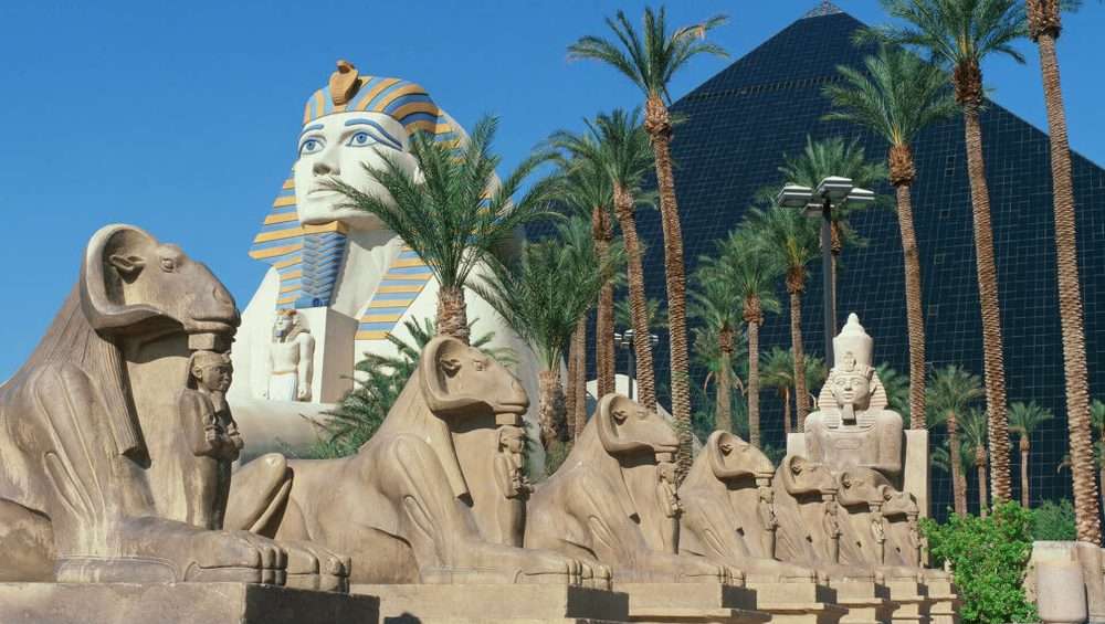 When Was the Luxor Hotel Built