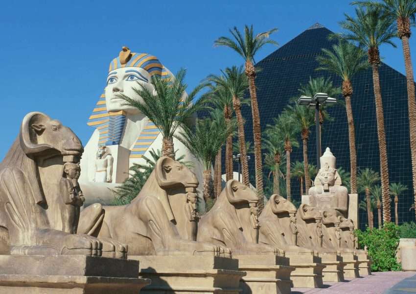 When Was the Luxor Hotel Built
